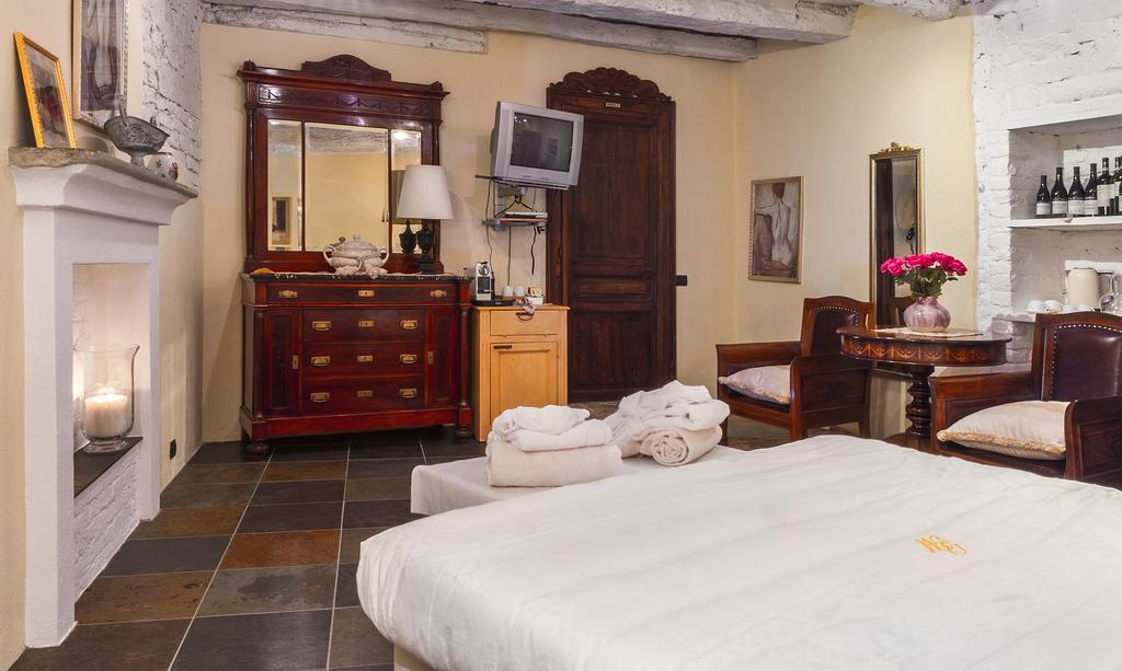 Dimora I Manichei Hotel Monforte D'Alba Ngoại thất bức ảnh